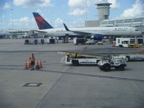 Orlando airport delta terminal - Flying to the Orlando International Airport is the first stop for many coming for a fun filled Florida Vacation and today we are taking a quick tour of the l...